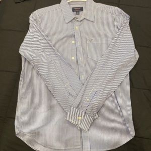American Eagle Long Sleeve Button Up Dress Shirt